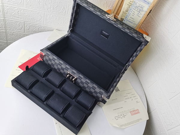 ルイヴィトンバッグ側面デザイン